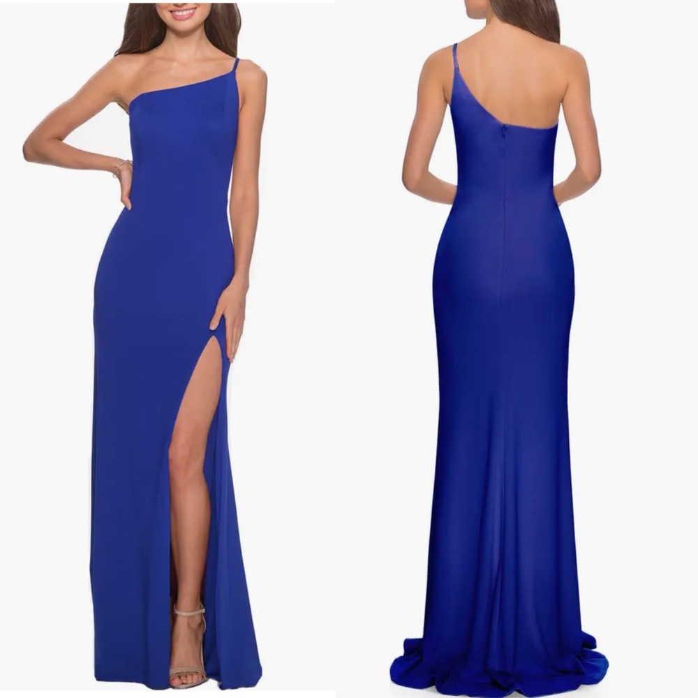 One-Shoulder Jersey Gown
La Femme size 12 Royal Blue Formal